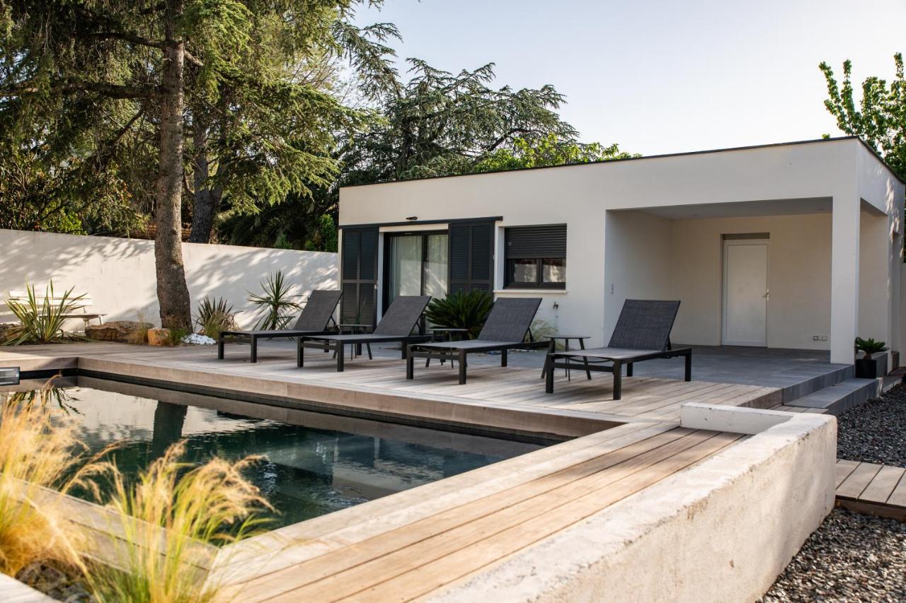 L'Oasis Vendargues Bed & Breakfast ภายนอก รูปภาพ