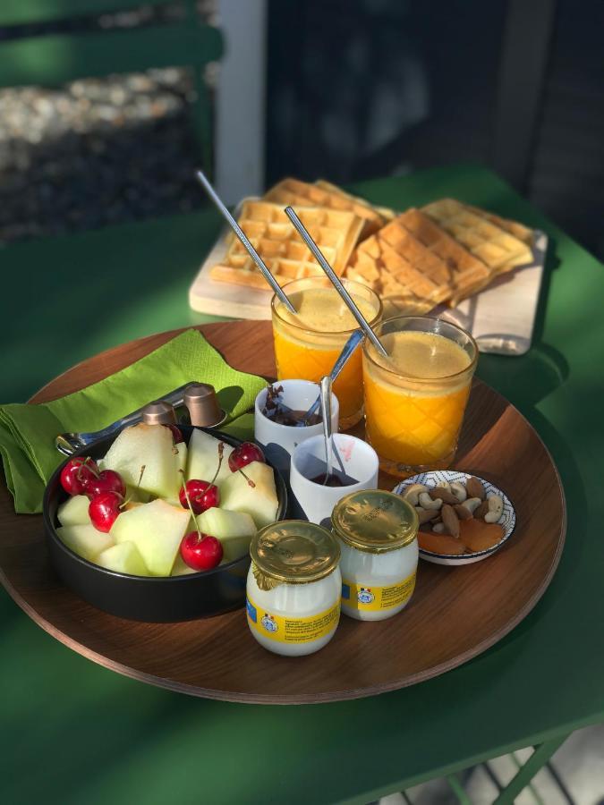 L'Oasis Vendargues Bed & Breakfast ภายนอก รูปภาพ