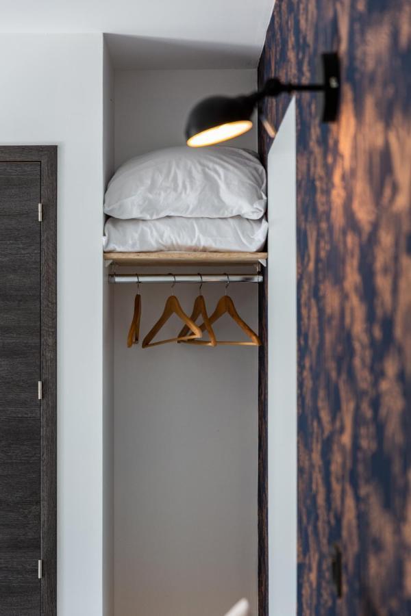 L'Oasis Vendargues Bed & Breakfast ภายนอก รูปภาพ